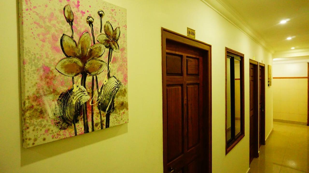 Thayamkery'S Royal Inn Kochi Dış mekan fotoğraf