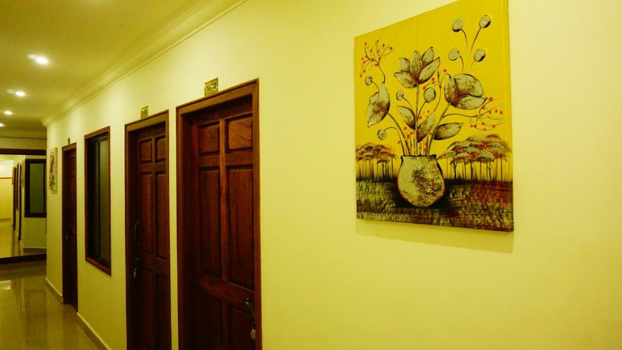 Thayamkery'S Royal Inn Kochi Dış mekan fotoğraf